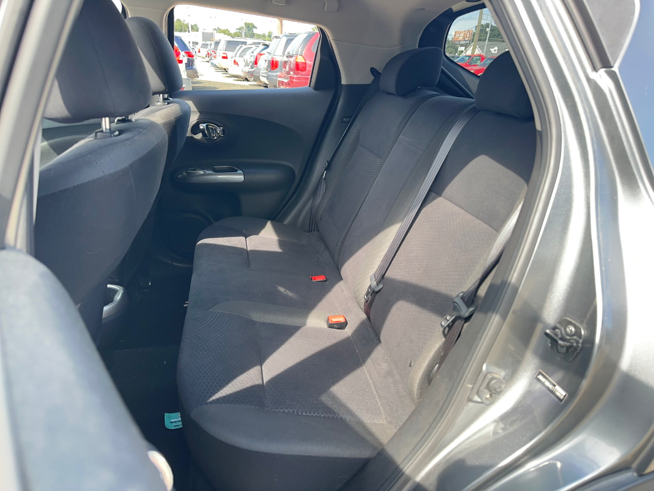 Nissan Juke SV AWD 2012