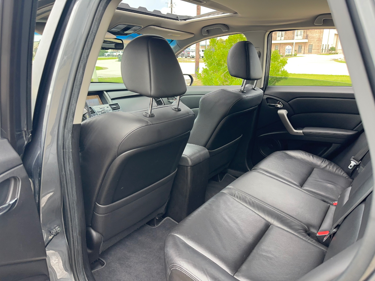 Acura RDX 5-Spd AT SH-AWD with Technology Package 2011
