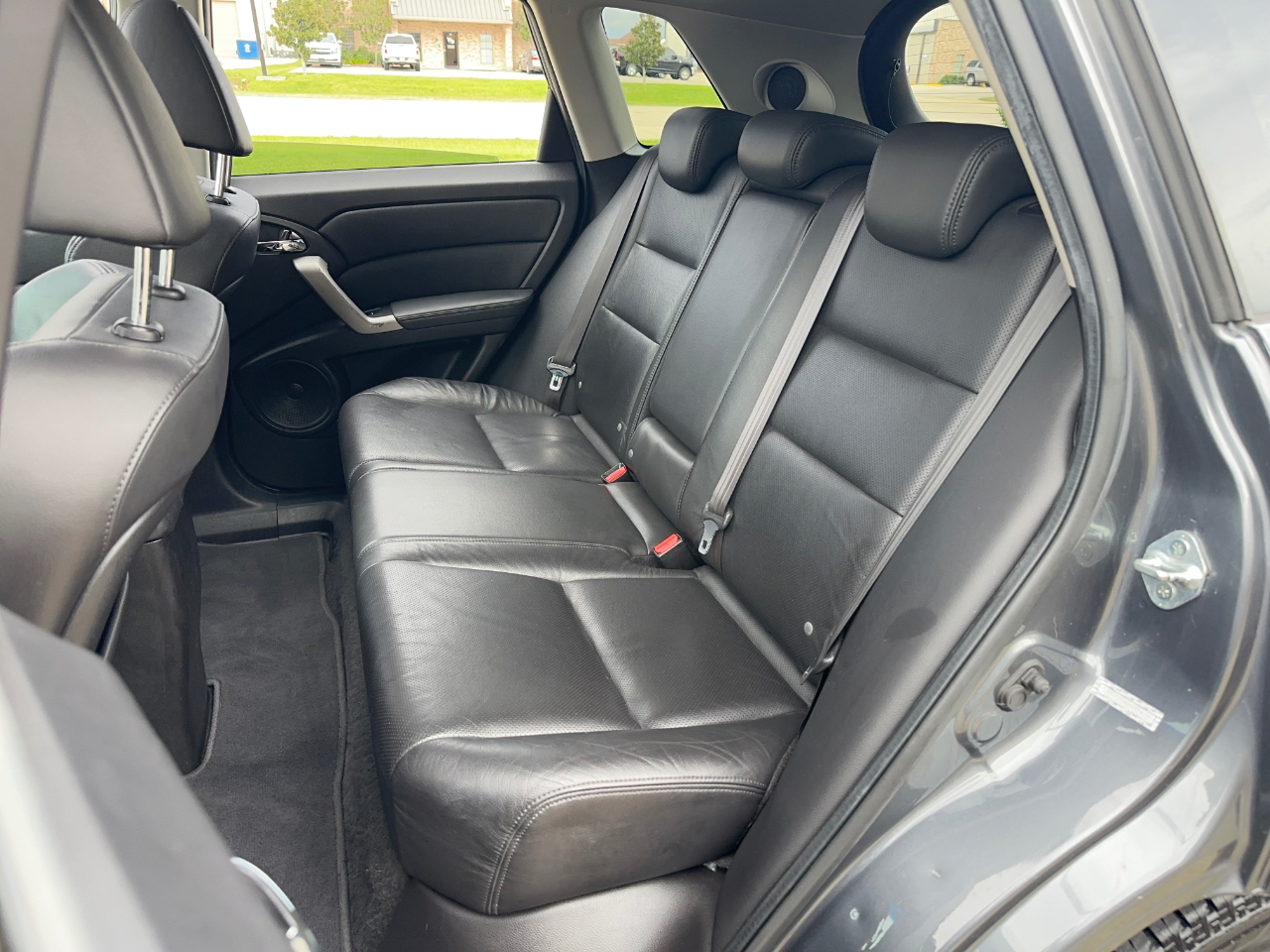 Acura RDX 5-Spd AT SH-AWD with Technology Package 2011