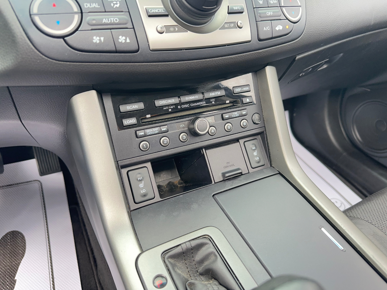 Acura RDX 5-Spd AT SH-AWD with Technology Package 2011