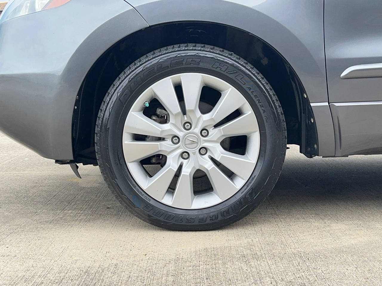 Acura RDX 5-Spd AT SH-AWD with Technology Package 2011
