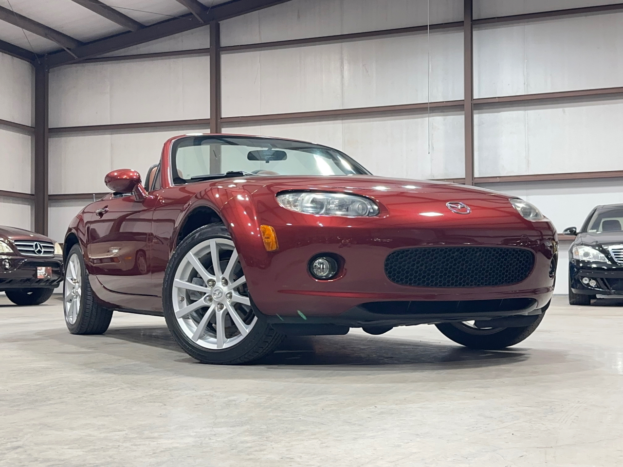 Mazda MX-5 Miata Touring Power Retractable Hardtop 2008