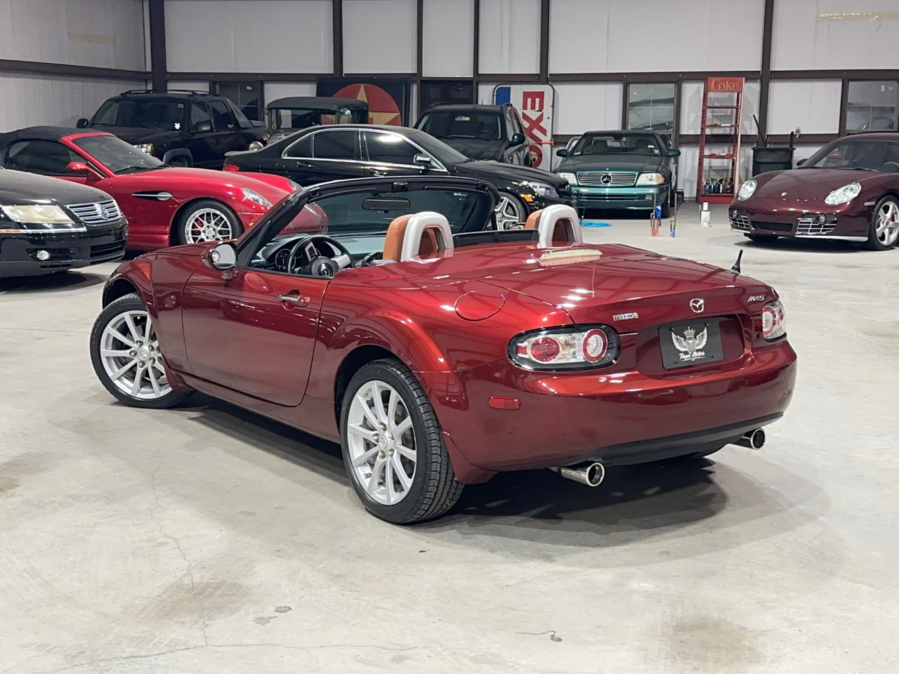 Mazda MX-5 Miata Touring Power Retractable Hardtop 2008