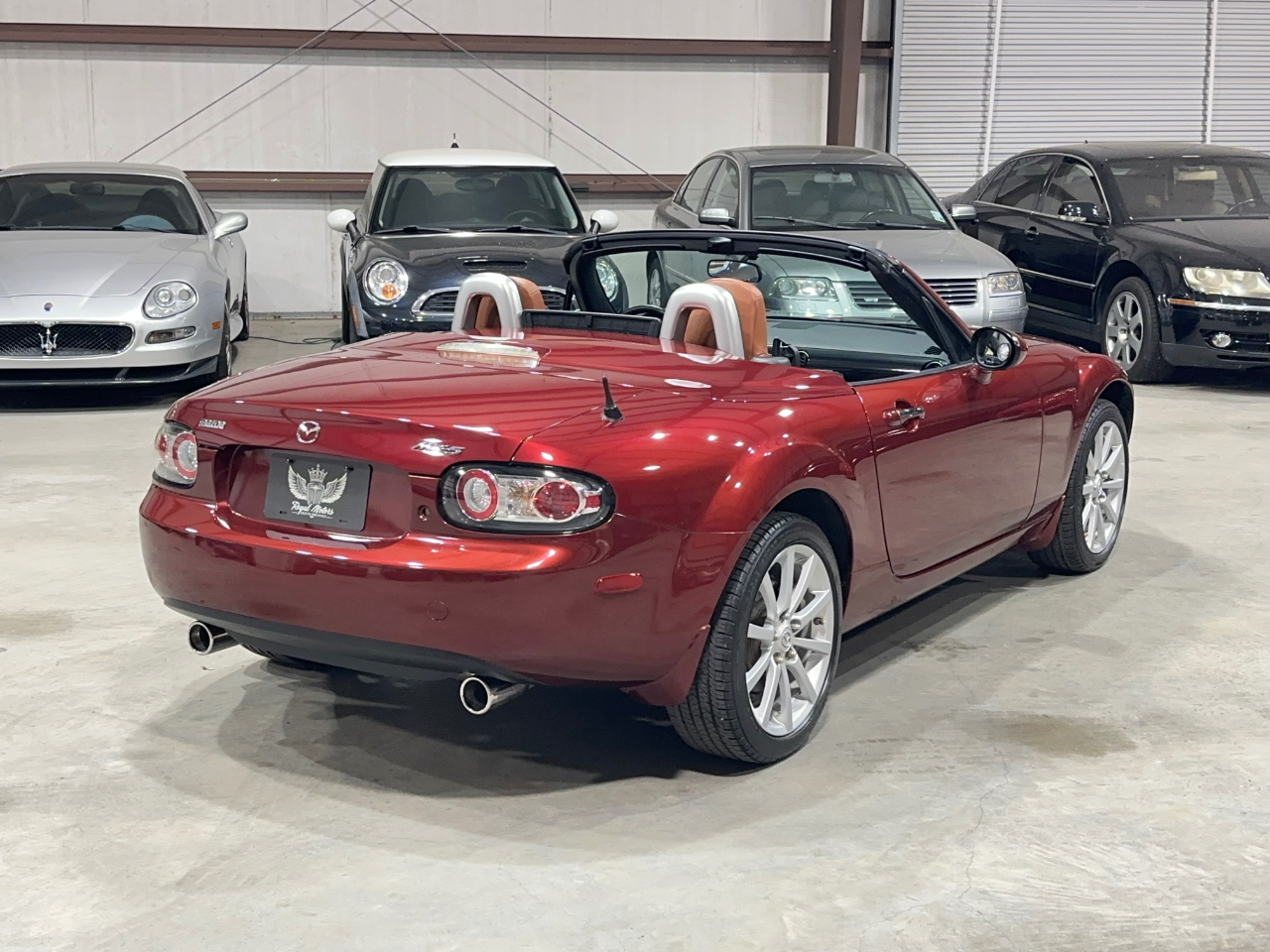 Mazda MX-5 Miata Touring Power Retractable Hardtop 2008