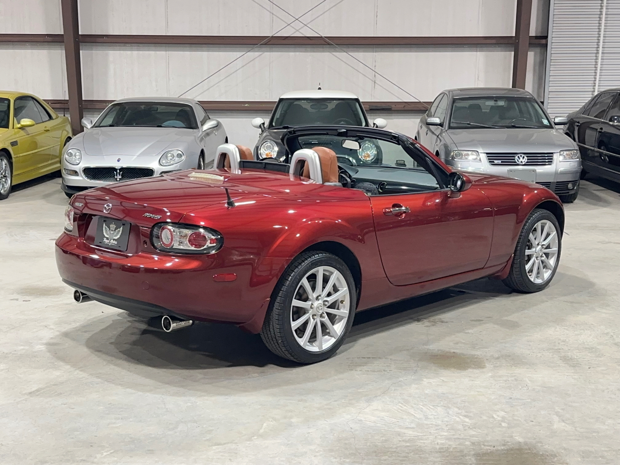 Mazda MX-5 Miata Touring Power Retractable Hardtop 2008