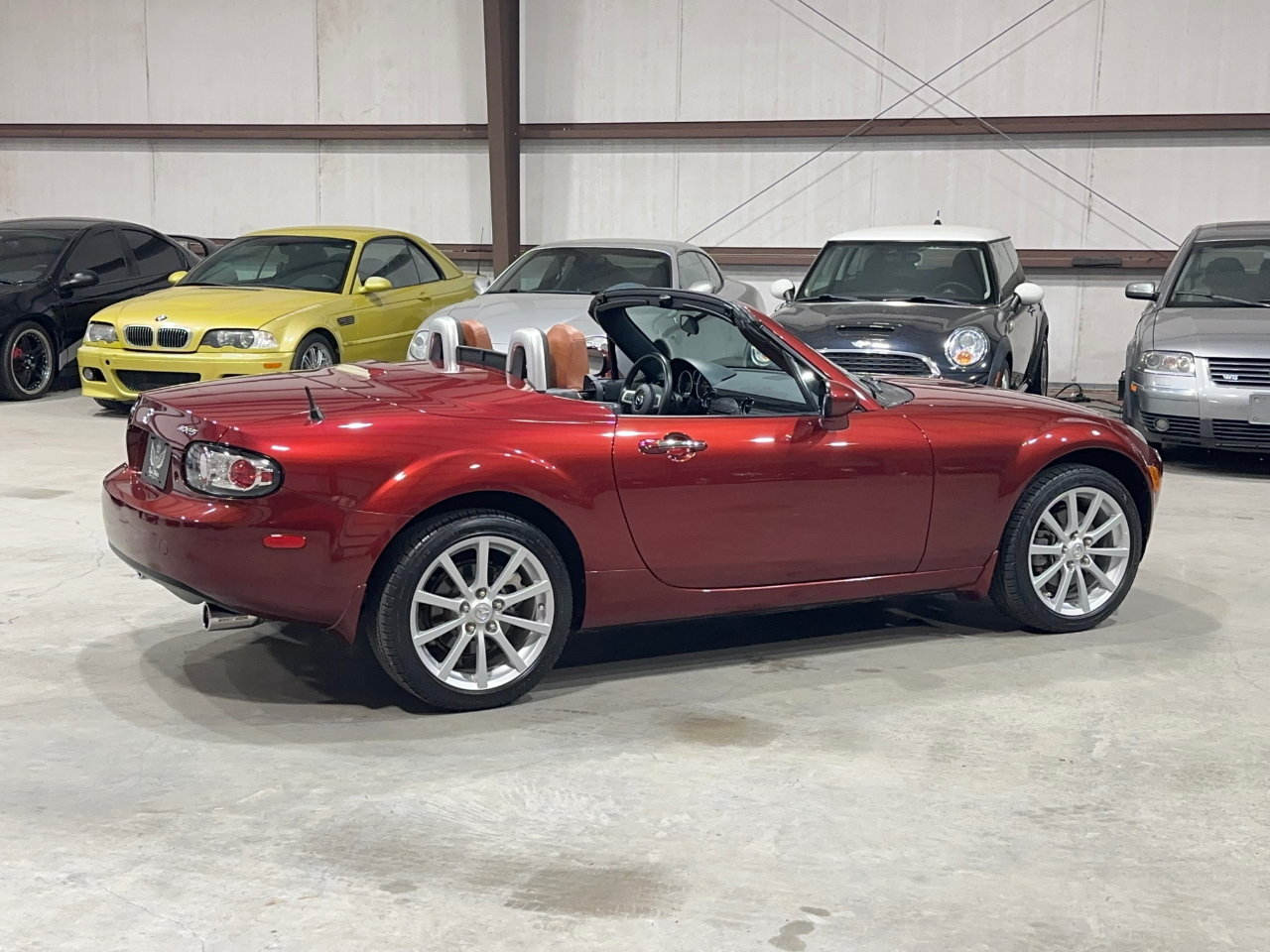 Mazda MX-5 Miata Touring Power Retractable Hardtop 2008