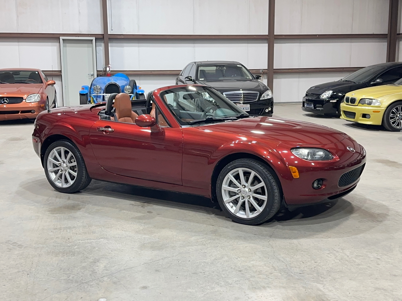Mazda MX-5 Miata Touring Power Retractable Hardtop 2008