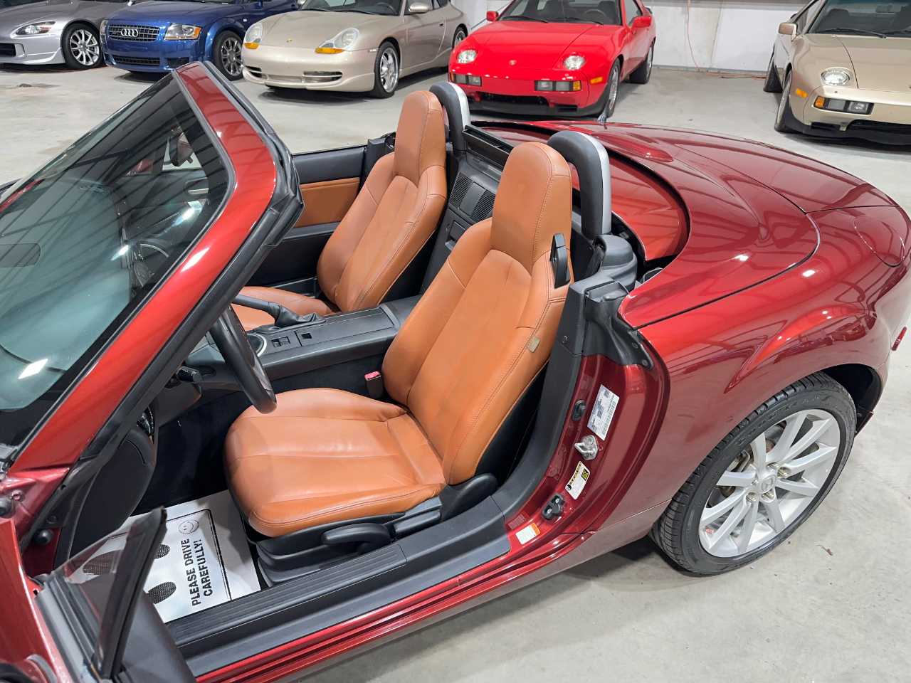 Mazda MX-5 Miata Touring Power Retractable Hardtop 2008