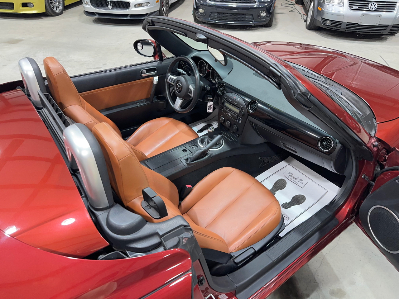 Mazda MX-5 Miata Touring Power Retractable Hardtop 2008