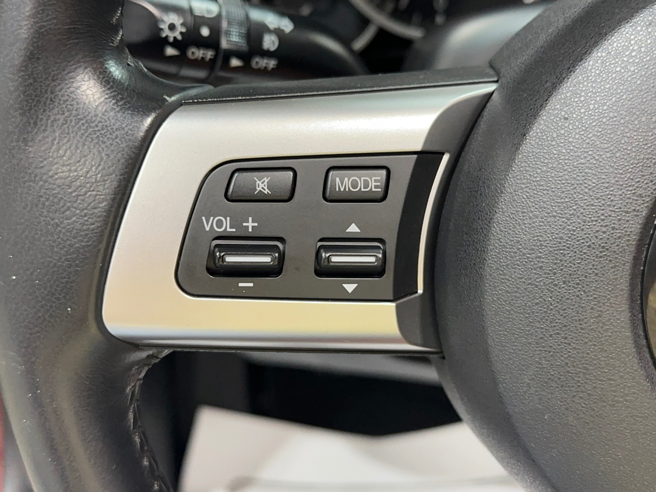 Mazda MX-5 Miata Touring Power Retractable Hardtop 2008