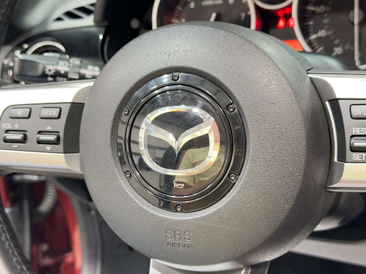 Mazda MX-5 Miata Touring Power Retractable Hardtop 2008