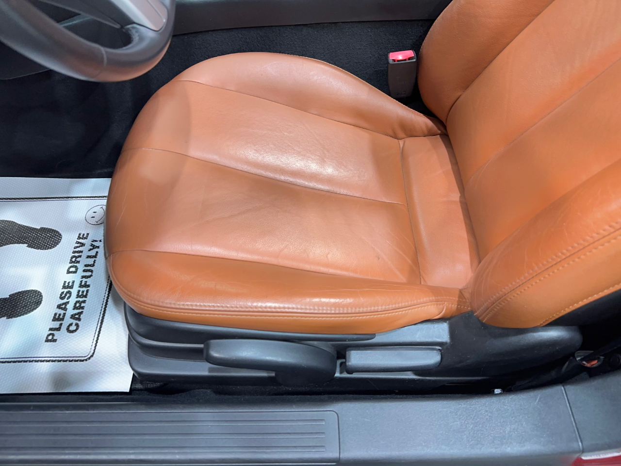 Mazda MX-5 Miata Touring Power Retractable Hardtop 2008
