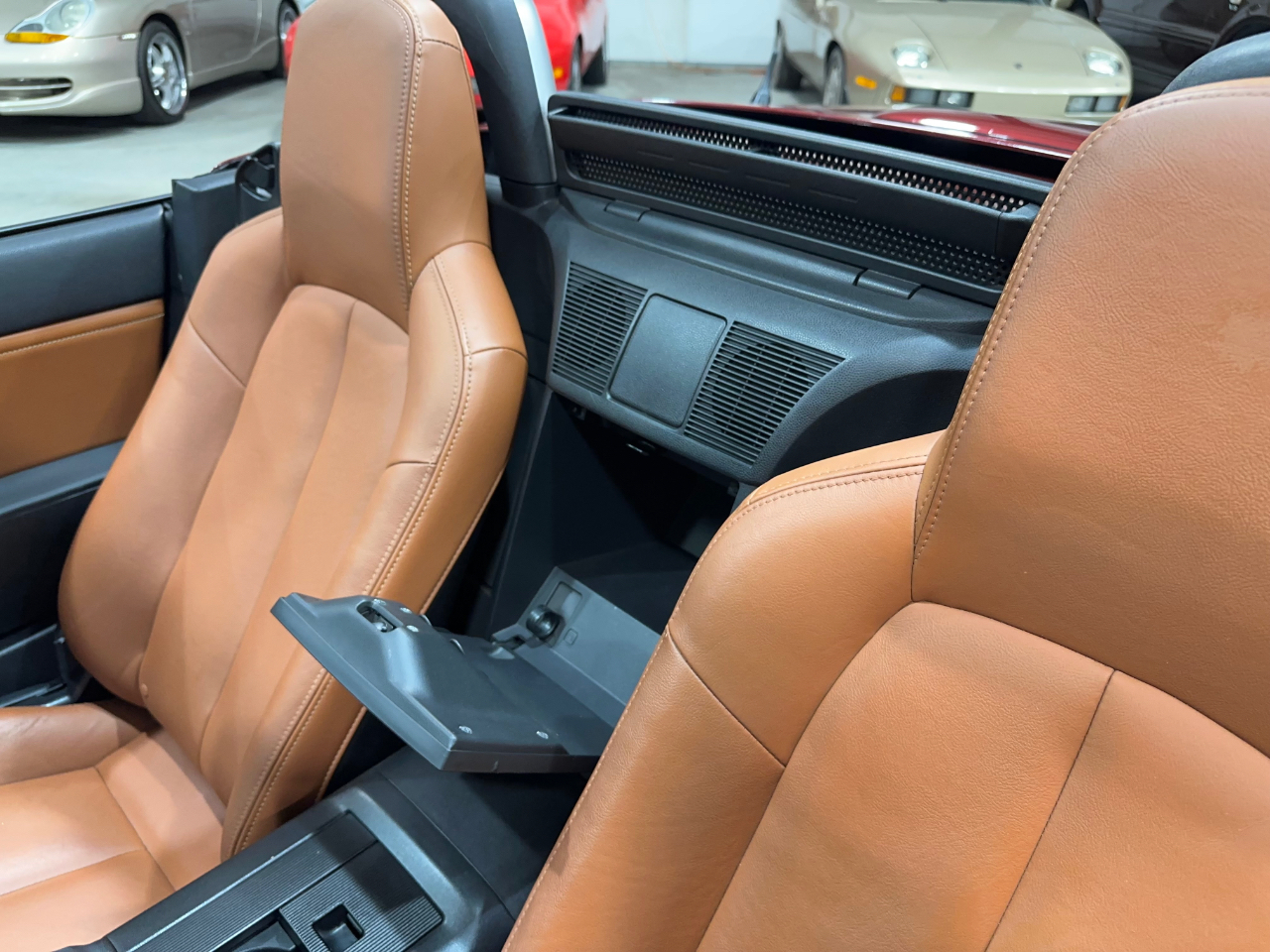 Mazda MX-5 Miata Touring Power Retractable Hardtop 2008