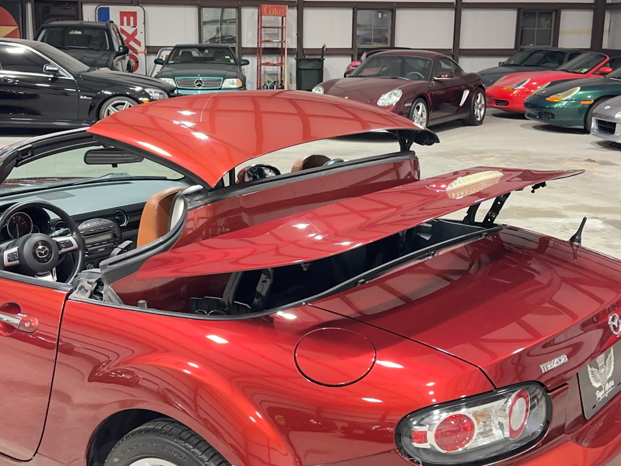 Mazda MX-5 Miata Touring Power Retractable Hardtop 2008