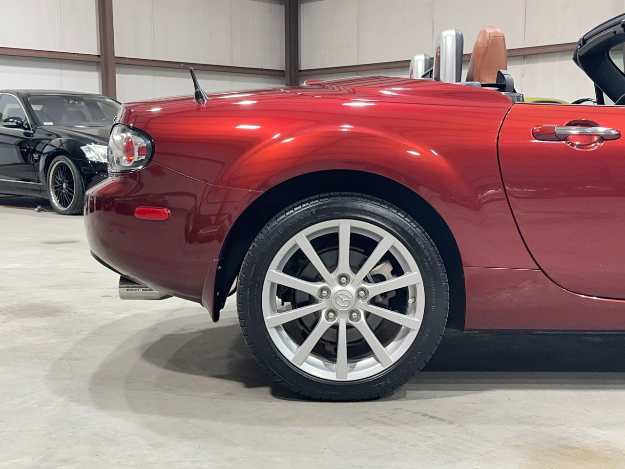 Mazda MX-5 Miata Touring Power Retractable Hardtop 2008