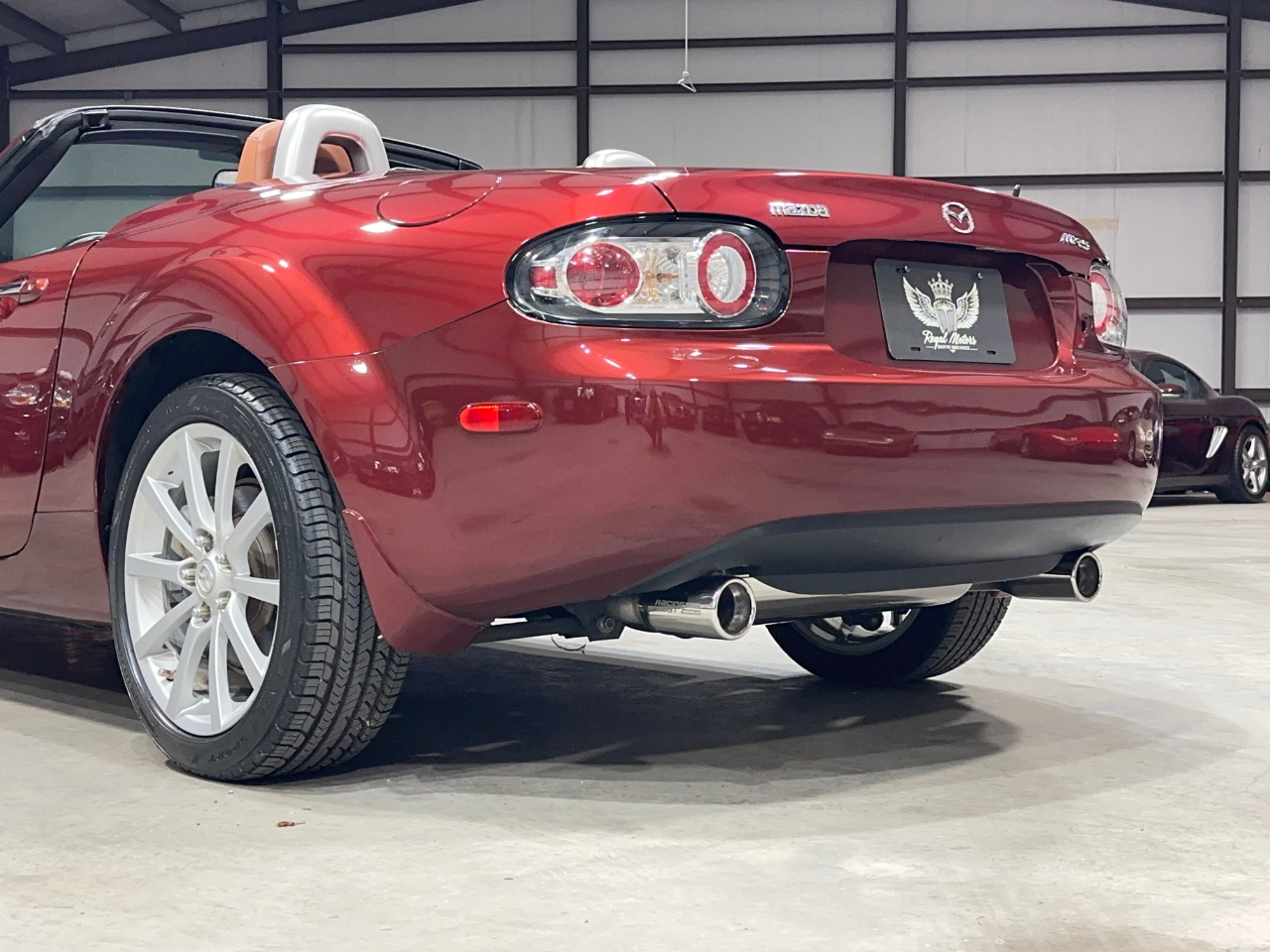 Mazda MX-5 Miata Touring Power Retractable Hardtop 2008