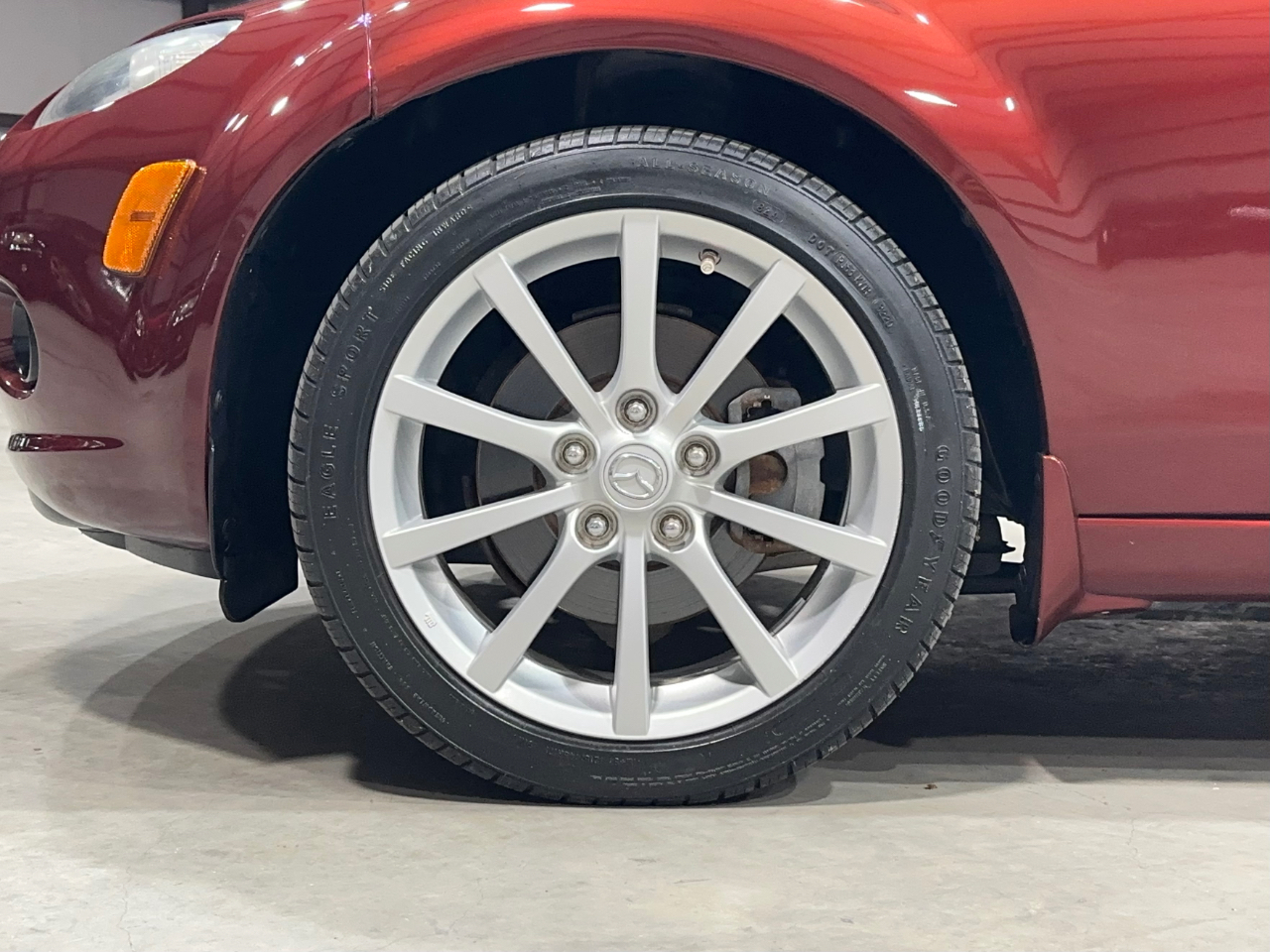 Mazda MX-5 Miata Touring Power Retractable Hardtop 2008