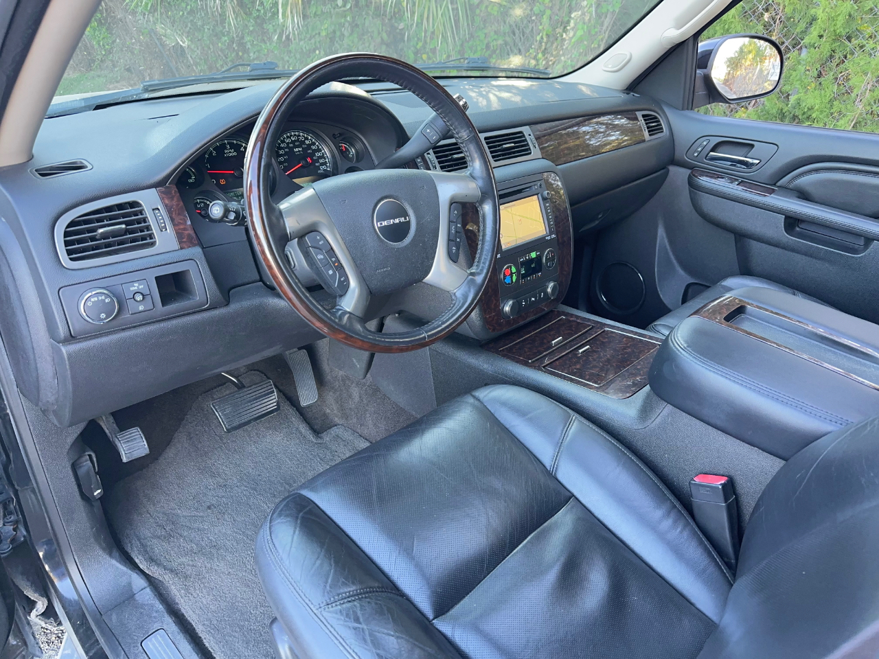GMC Yukon Denali 2WD 2012