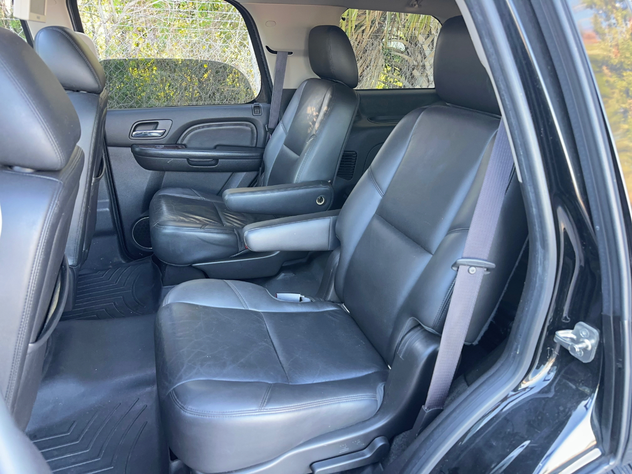 GMC Yukon Denali 2WD 2012