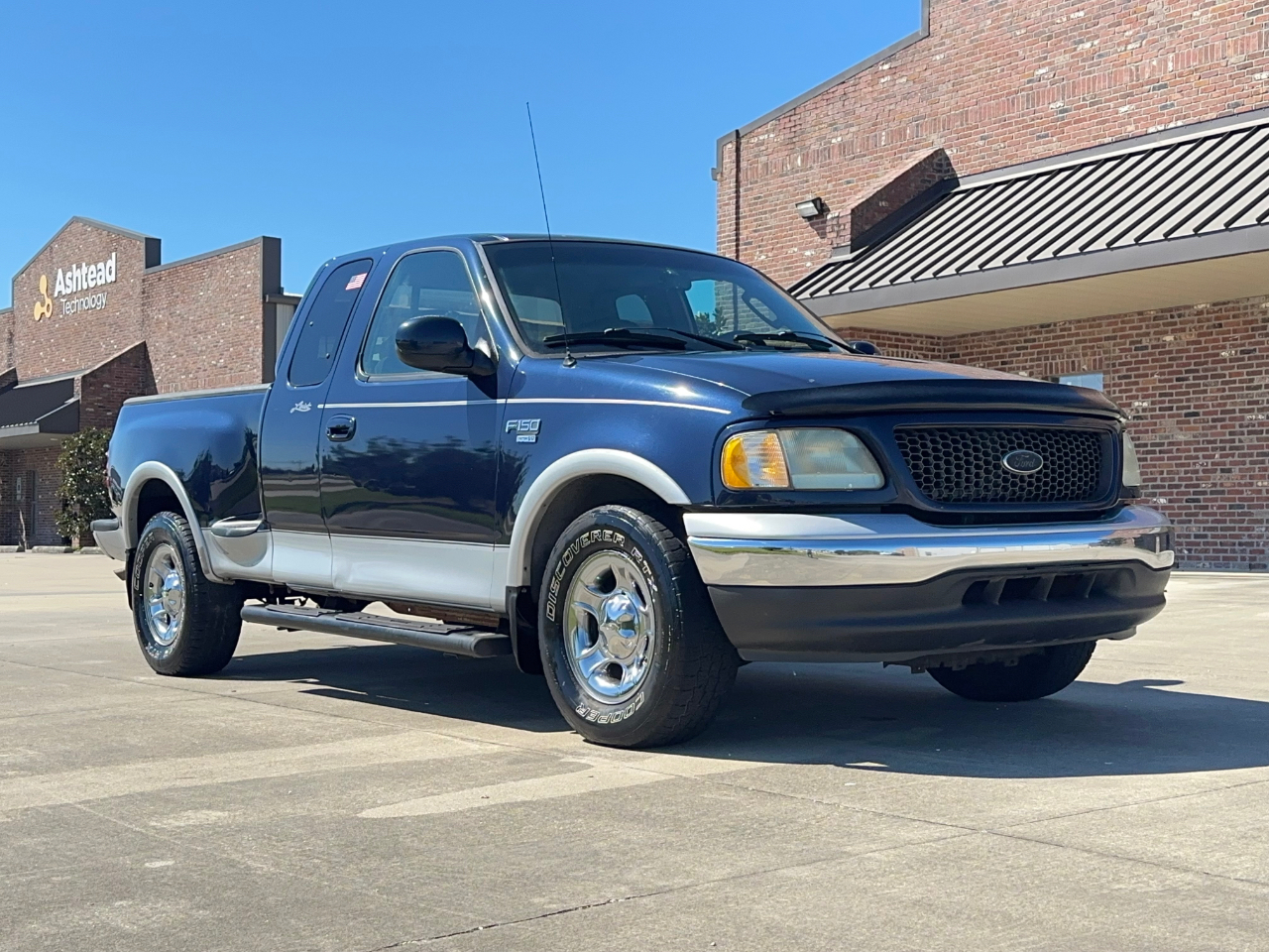 Ford F-150 Lariat SuperCab Flareside 2WD 2003