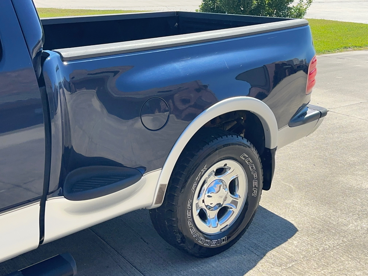 Ford F-150 Lariat SuperCab Flareside 2WD 2003