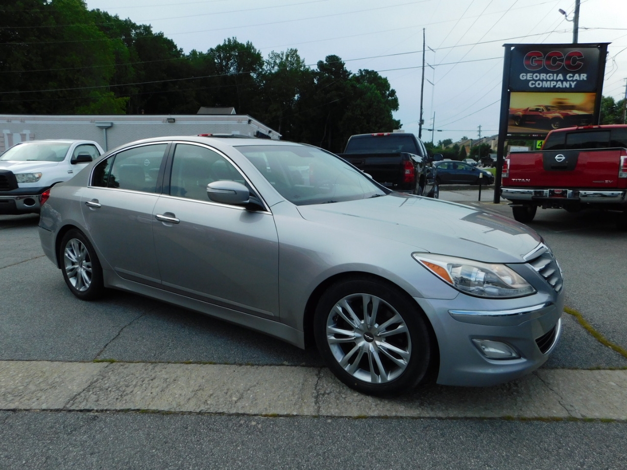 Used 2012 Hyundai Genesis 3.8L for Sale in Lilburn GA 30047 Car