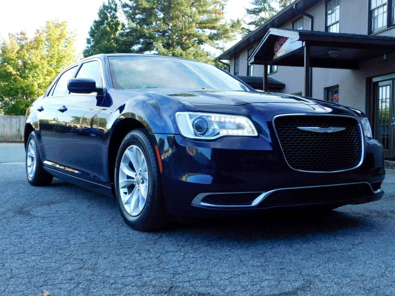 Used 2015 Chrysler 300 Limited RWD for Sale in Lilburn GA 30047