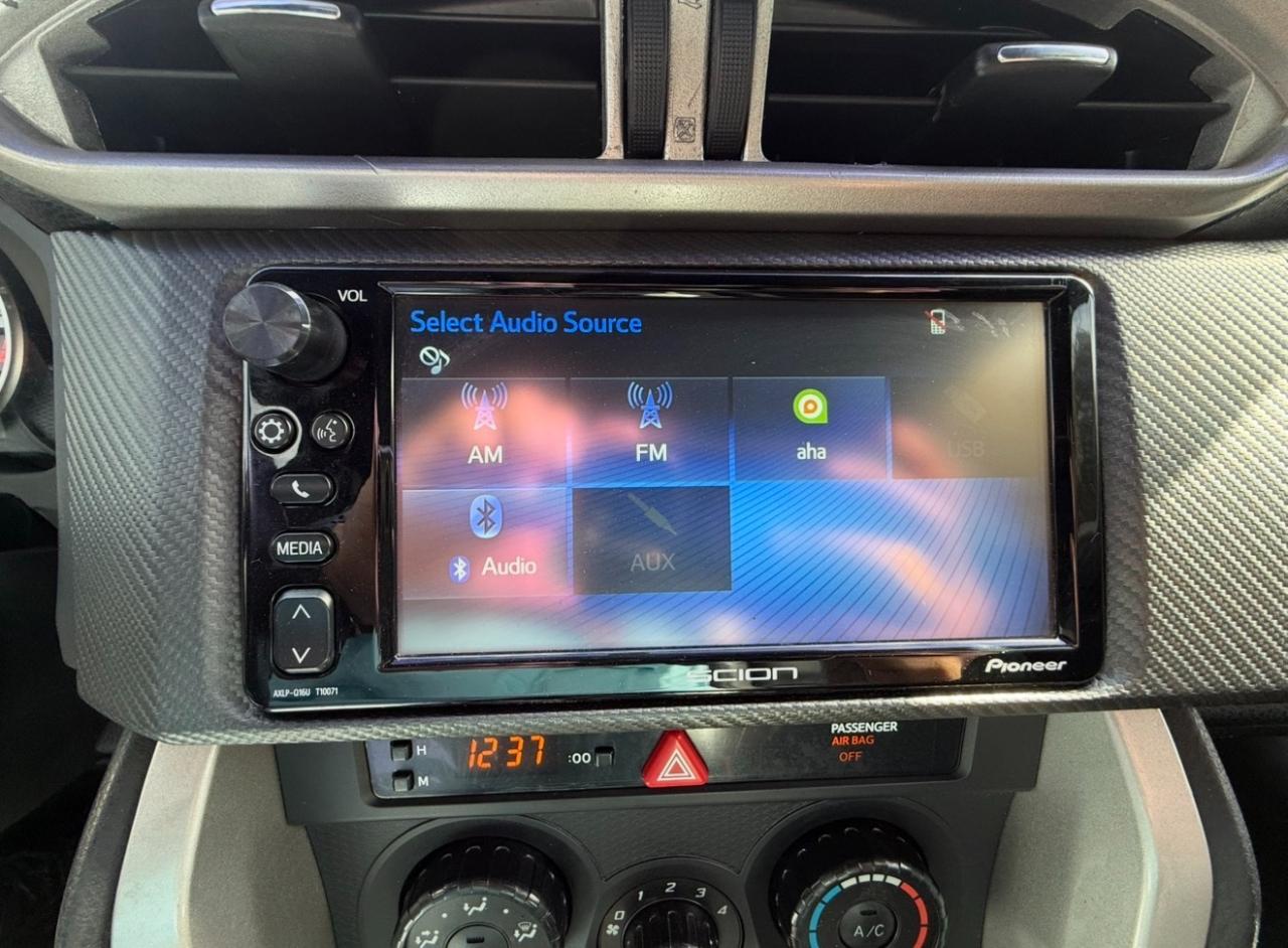 Scion FR-S 2dr Cpe Auto (Natl) 2016