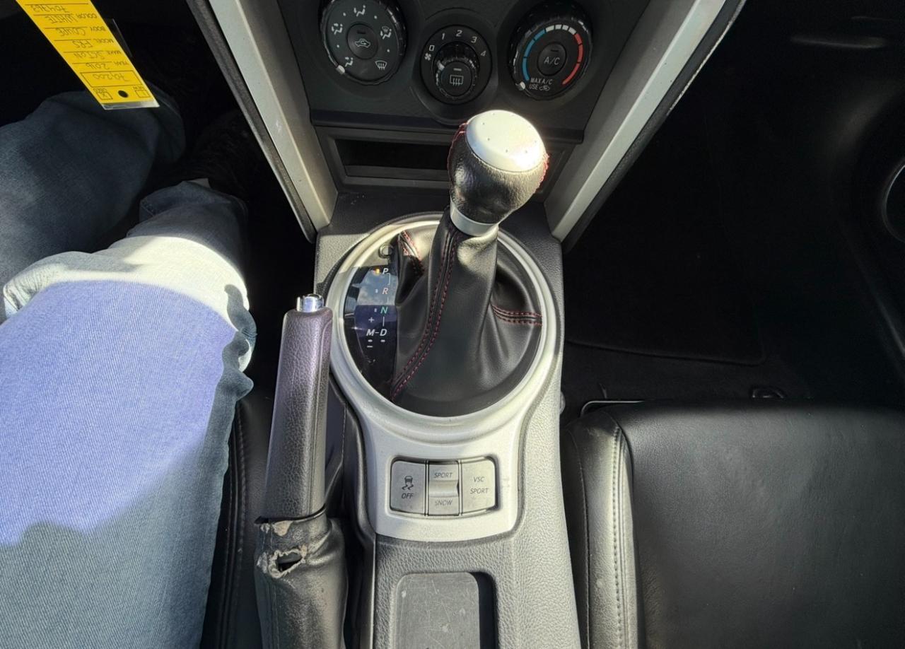 Scion FR-S 2dr Cpe Auto (Natl) 2016