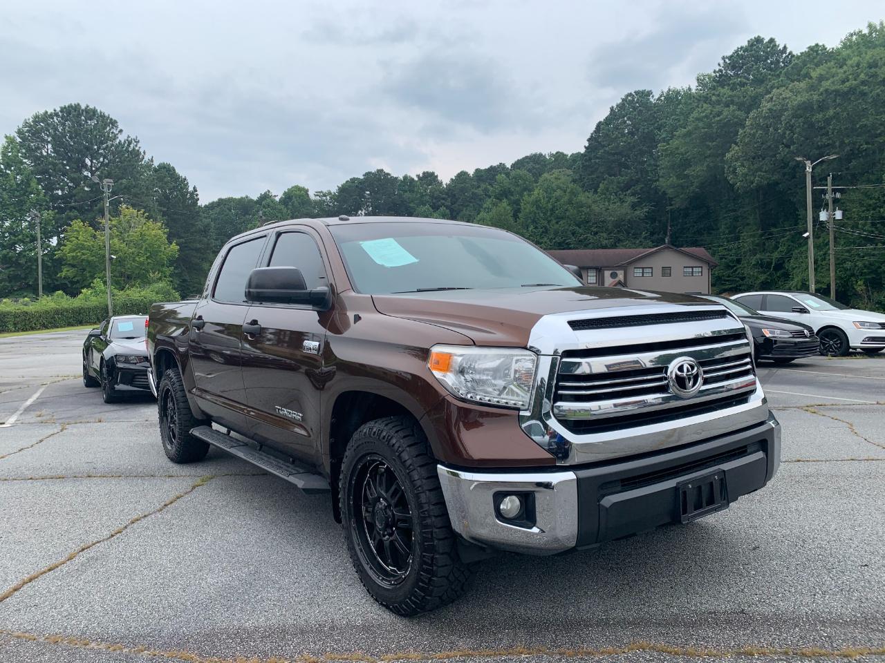 Used 2016 Toyota Tundra SR5 5.7L V8 FFV CrewMax 2WD for Sale in Lilburn