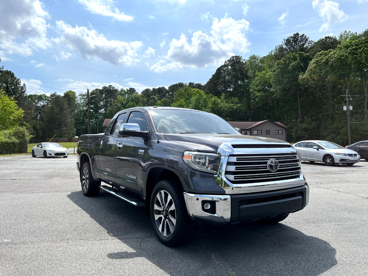 Toyota Tundra Limited 5.7L Double Cab 2WD 2018