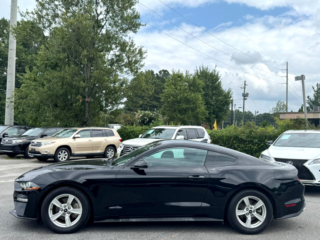 2020 Ford Mustang EcoBoost photo 4
