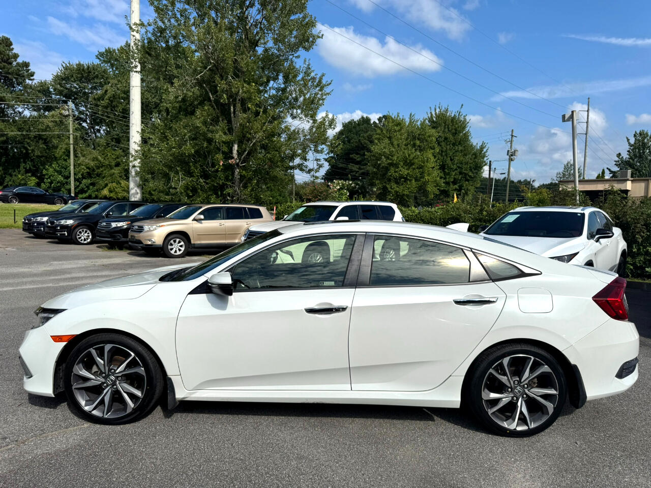 2019 Honda Civic Touring photo 4