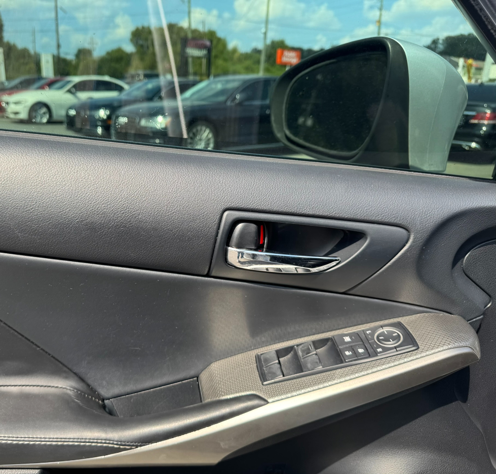 Lexus IS 250 4dr Sport Sdn Auto RWD 2014 Lexus IS 250 4dr Sport Sdn Auto RWD 2014