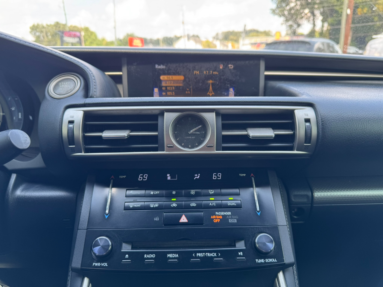 Lexus IS 250 4dr Sport Sdn Auto RWD 2014 Lexus IS 250 4dr Sport Sdn Auto RWD 2014