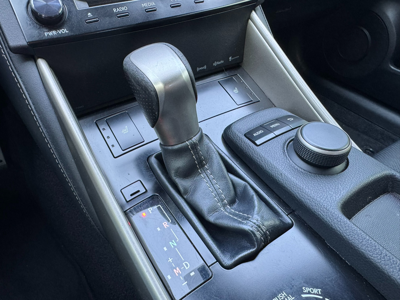 Lexus IS 250 4dr Sport Sdn Auto RWD 2014 Lexus IS 250 4dr Sport Sdn Auto RWD 2014