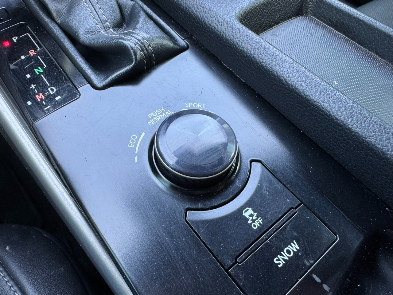 Lexus IS 250 4dr Sport Sdn Auto RWD 2014 Lexus IS 250 4dr Sport Sdn Auto RWD 2014