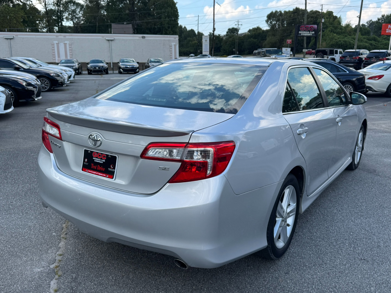 Toyota Camry 4dr Sdn I4 Auto XLE (Natl) 2013 Toyota Camry 4dr Sdn I4 Auto XLE (Natl) 2013