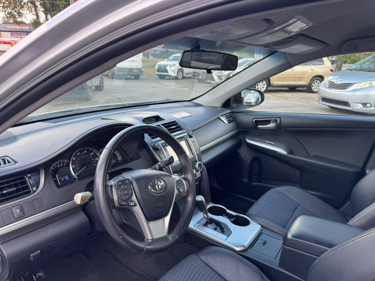 Toyota Camry 4dr Sdn I4 Auto XLE (Natl) 2013 Toyota Camry 4dr Sdn I4 Auto XLE (Natl) 2013