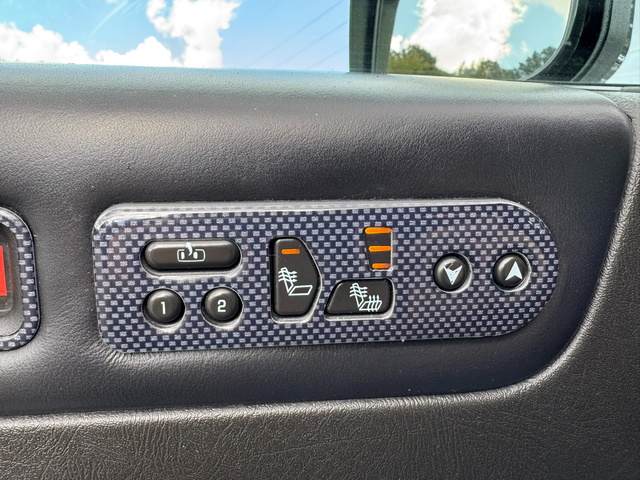 2005 Hummer H2 Base photo 10