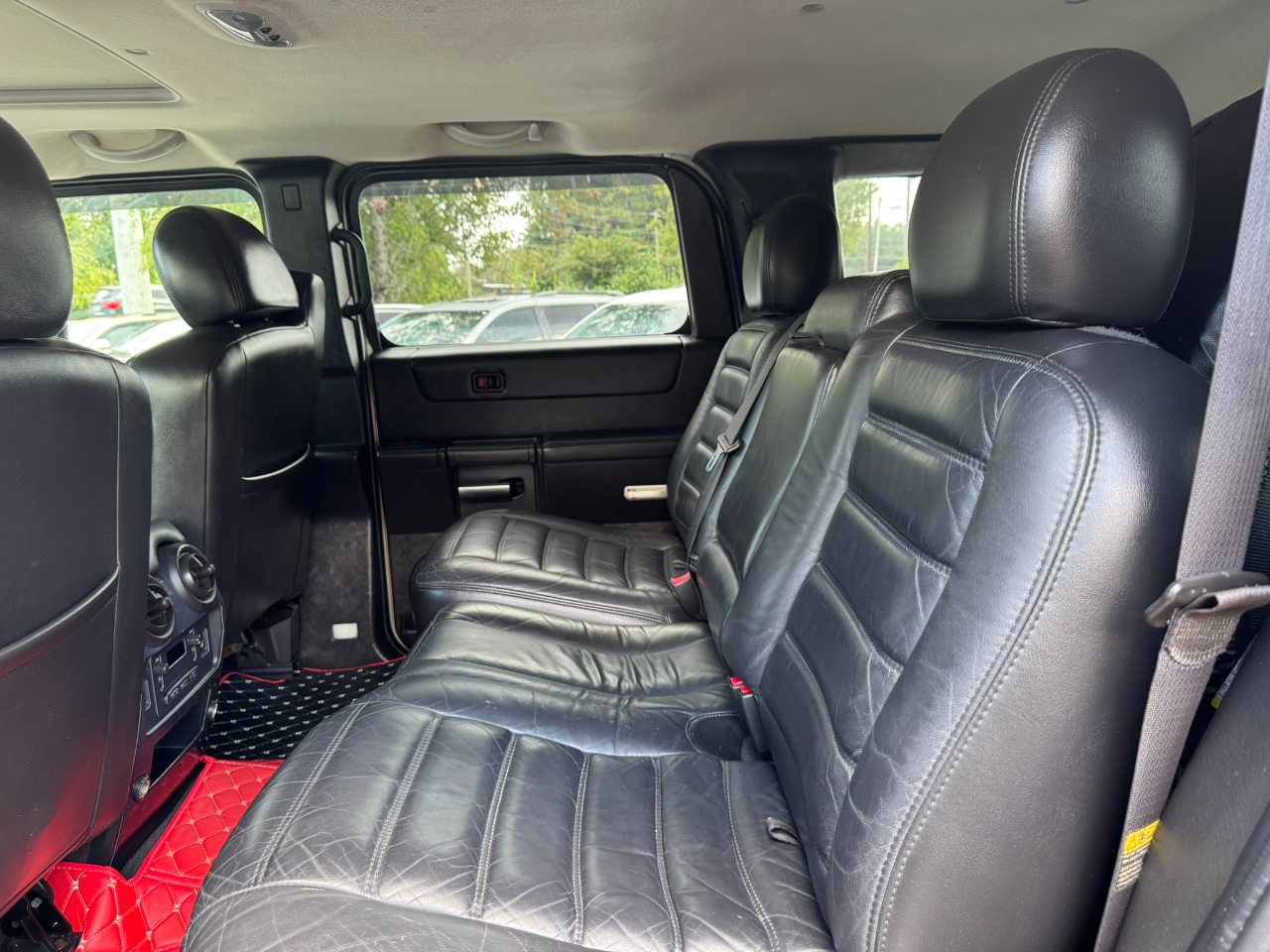 2005 Hummer H2 Base photo 24