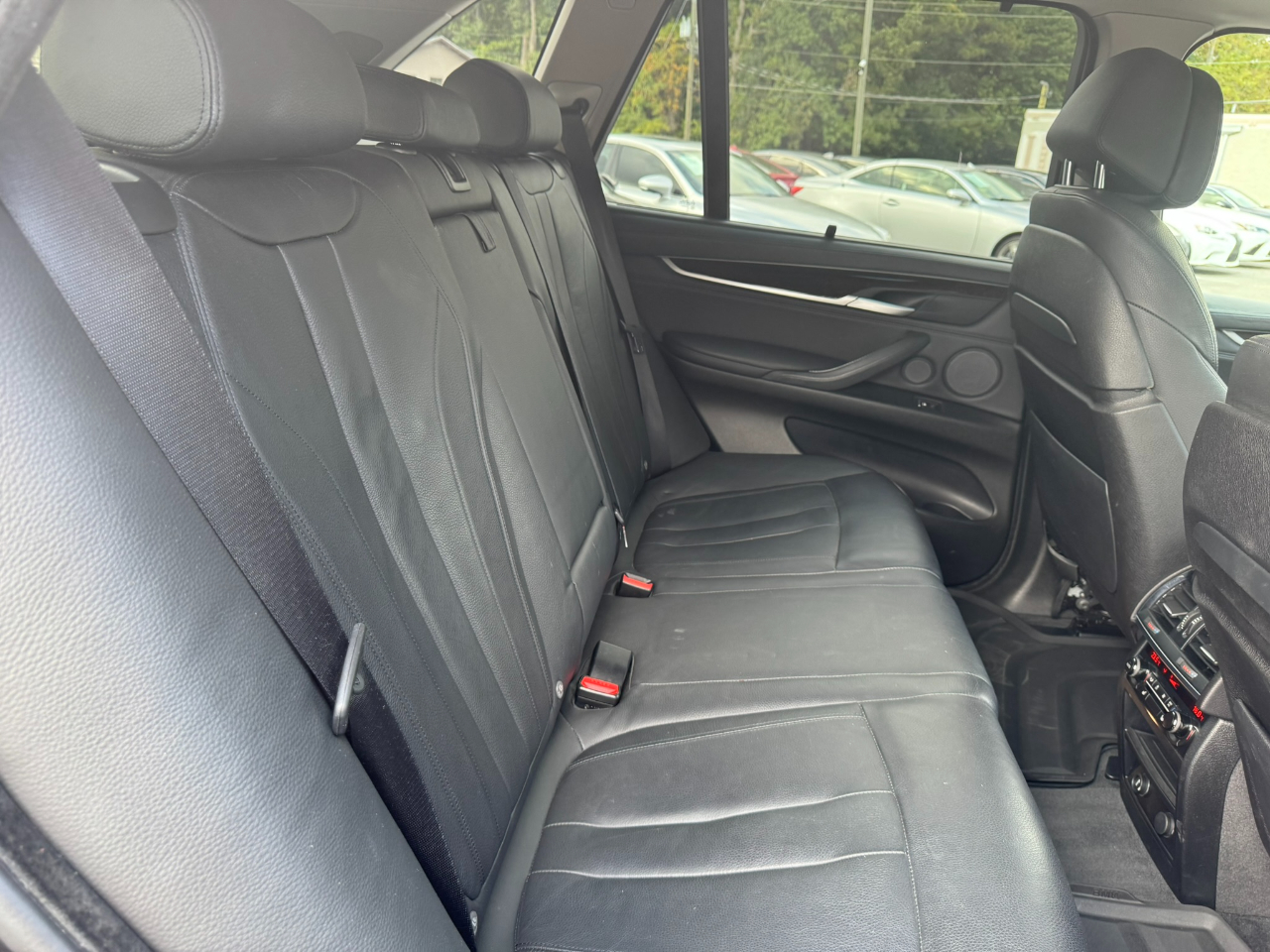 BMW X5 AWD 4dr xDrive50i 2015 BMW X5 AWD 4dr xDrive50i 2015