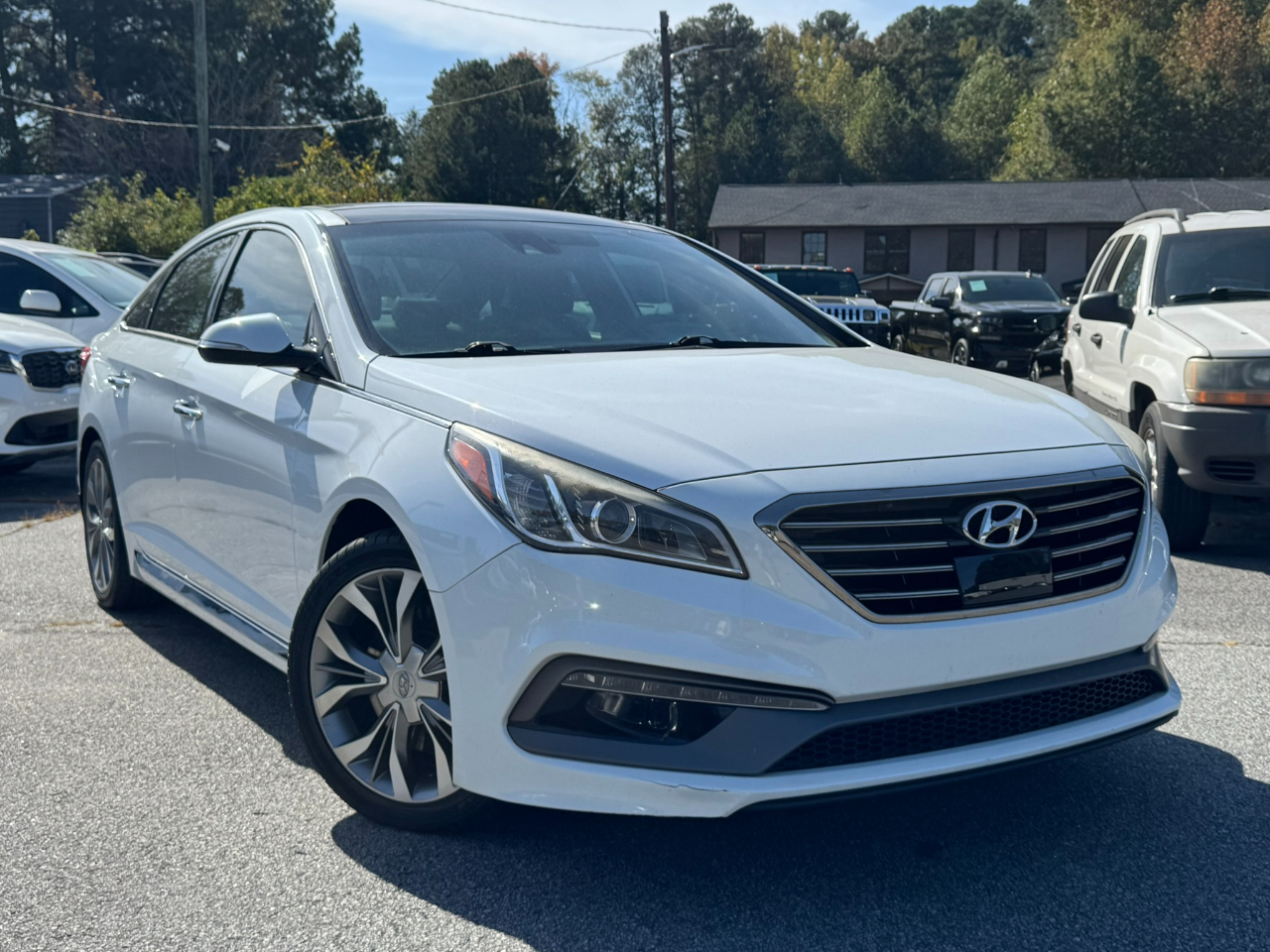 Hyundai Sonata 4dr Sdn 2.0T Limited w/Gray Accents 2015 Hyundai Sonata 4dr Sdn 2.0T Limited w/Gray Accents 2015