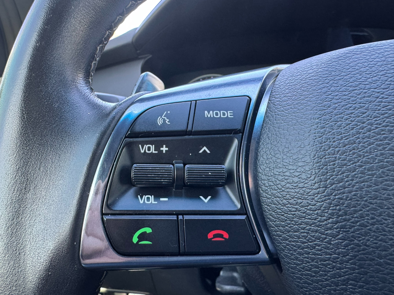 Hyundai Sonata 4dr Sdn 2.0T Limited w/Gray Accents 2015 Hyundai Sonata 4dr Sdn 2.0T Limited w/Gray Accents 2015