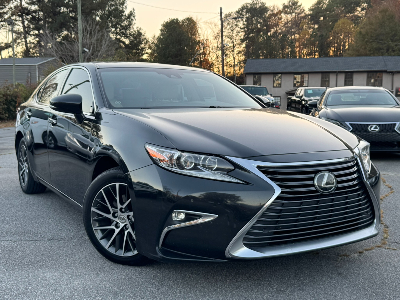 2016 Lexus ES 350 4dr Sdn