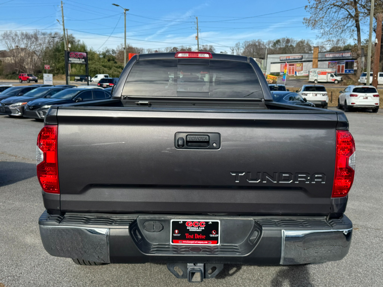 Toyota Tundra 2WD Truck Double Cab 4.6L V8 6-Spd AT SR5 (Natl) 2014