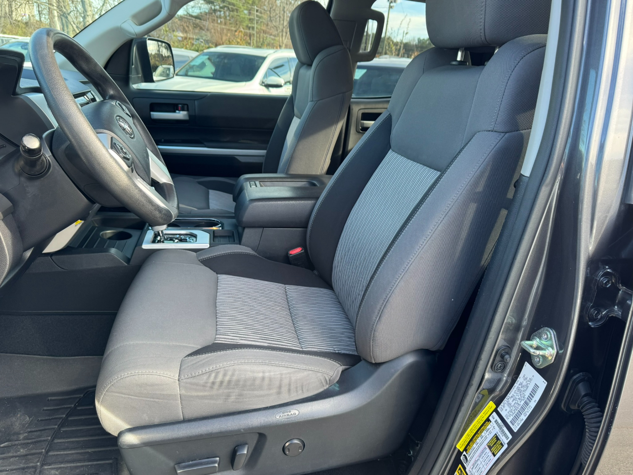 Toyota Tundra 2WD Truck Double Cab 4.6L V8 6-Spd AT SR5 (Natl) 2014