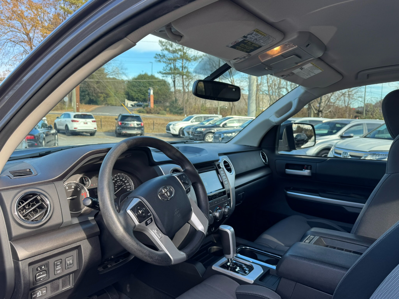 Toyota Tundra 2WD Truck Double Cab 4.6L V8 6-Spd AT SR5 (Natl) 2014