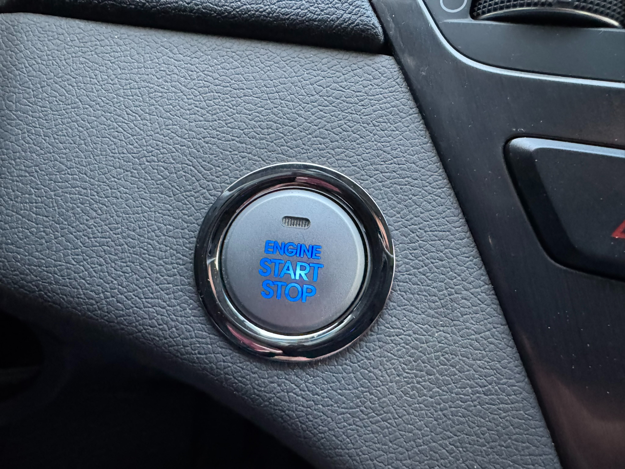 Hyundai Sonata Hybrid 4dr Sdn Limited 2013