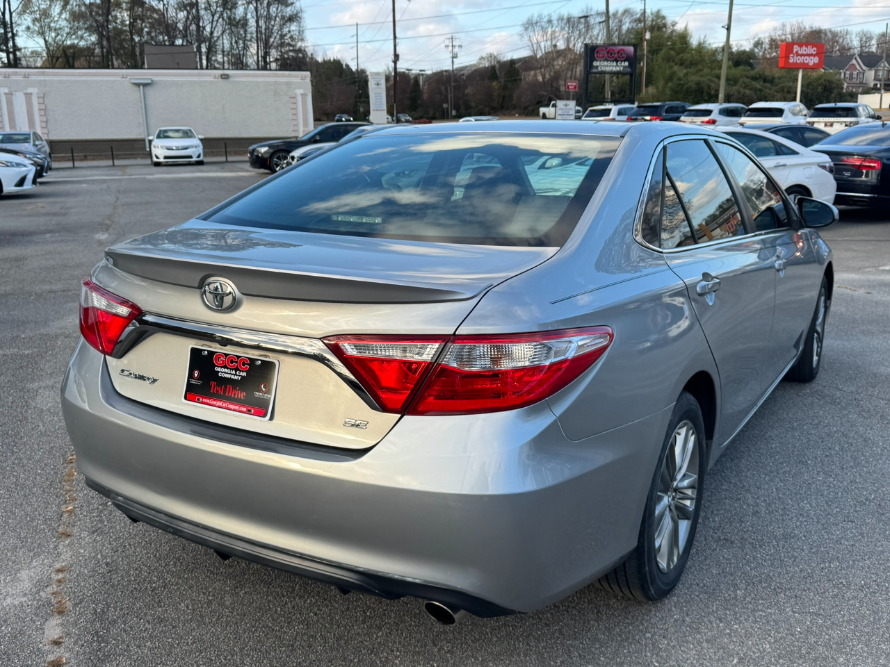 Toyota Camry 4dr Sdn SE Auto (Natl) 2015